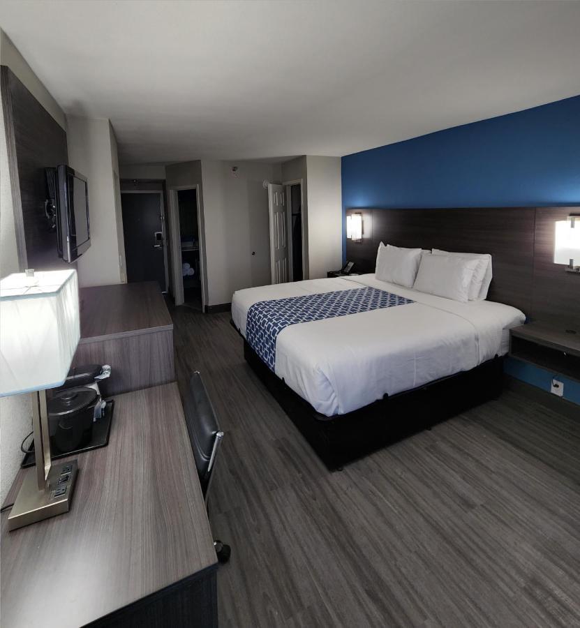 La Quinta By Wyndham Houston Sugarland Stafford