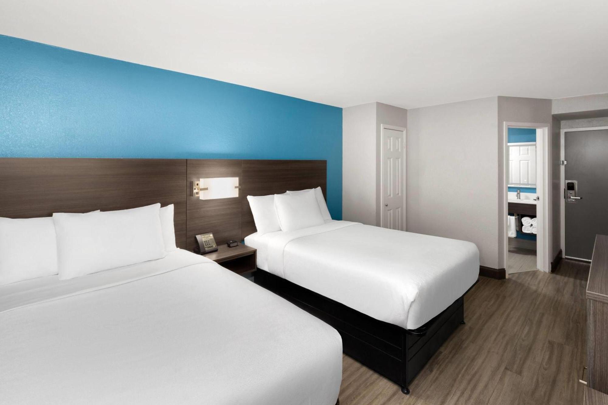 La Quinta By Wyndham Houston Sugarland